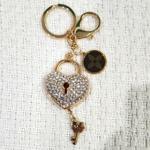 Gold Heart Lock Keychain
